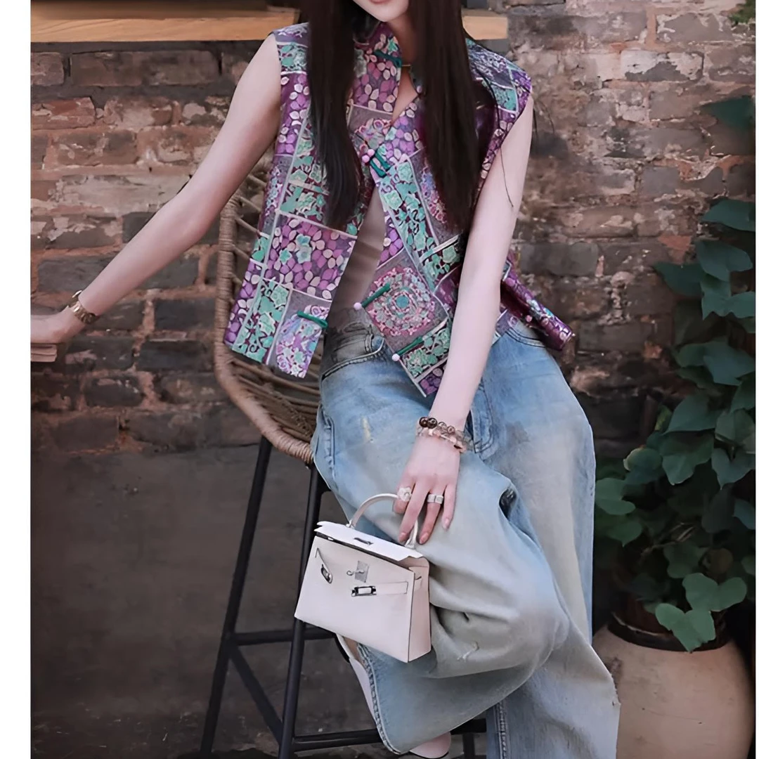 新中式国风高级复古气质百搭独特别致紫色斜襟盘扣马甲2025春夏季