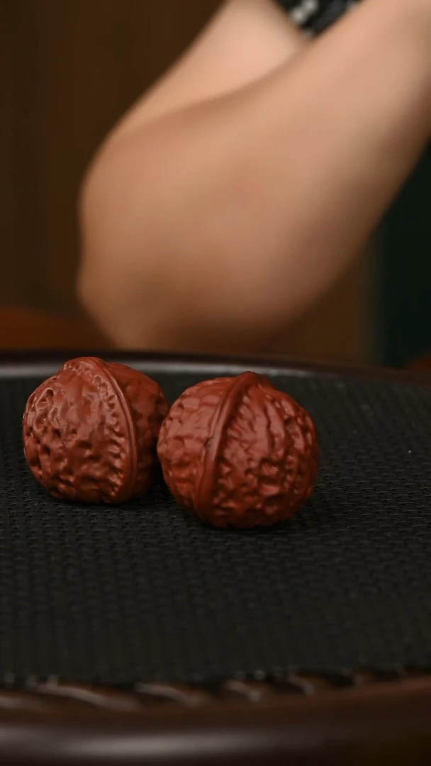 茶壶紫砂宜兴紫砂朱泥核桃