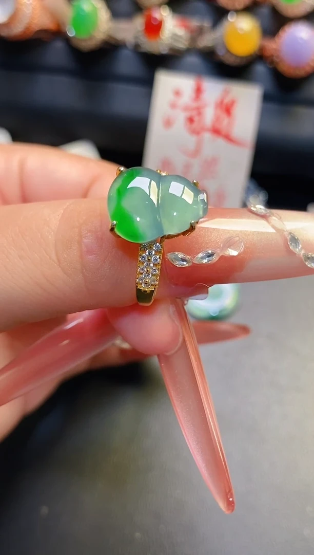 银S925镶嵌翡翠耳饰天然