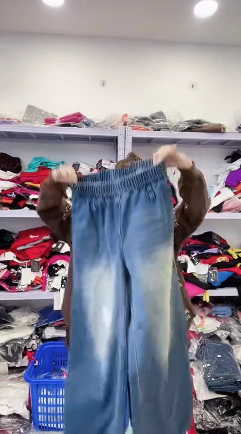 闪电购精品女装81S瑕