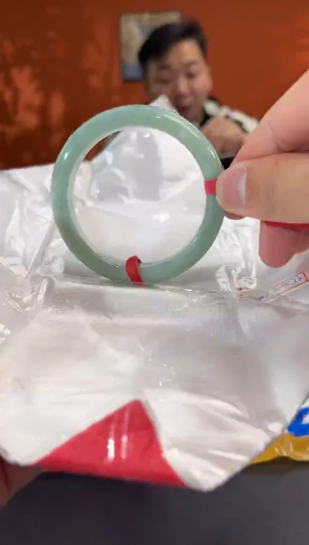 未镶嵌手镯翡翠53