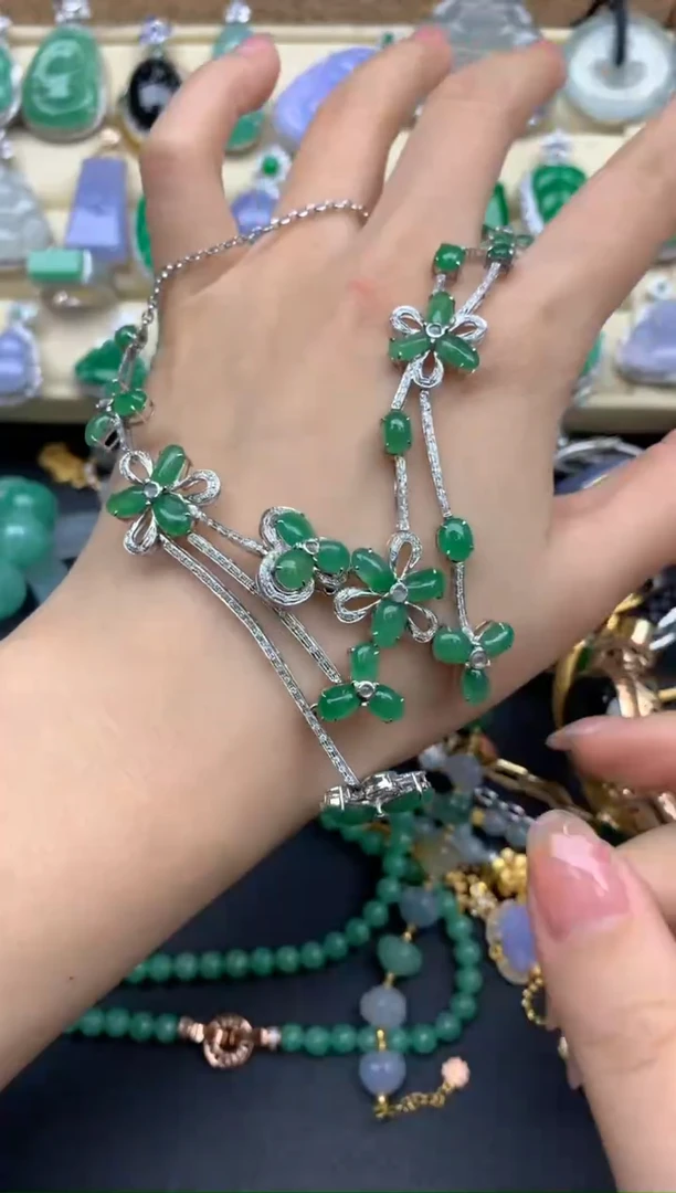 【闪购商品】翡翠颈饰18K金镶嵌493-中国好珍宝