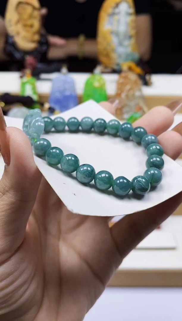 颈饰未镶嵌翡翠1