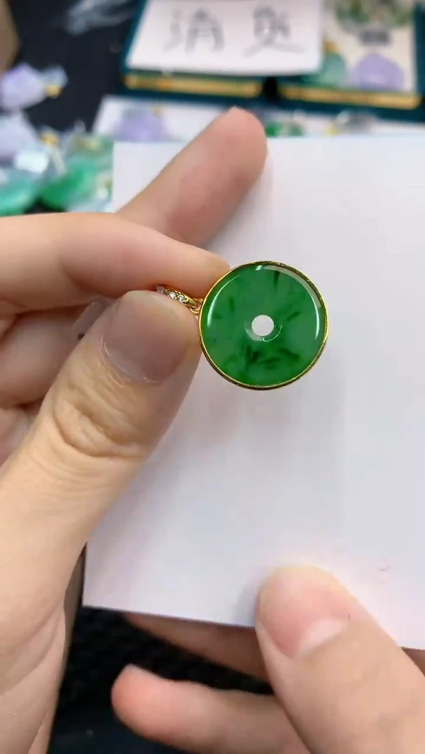 翡翠银S925镶嵌颈饰             8