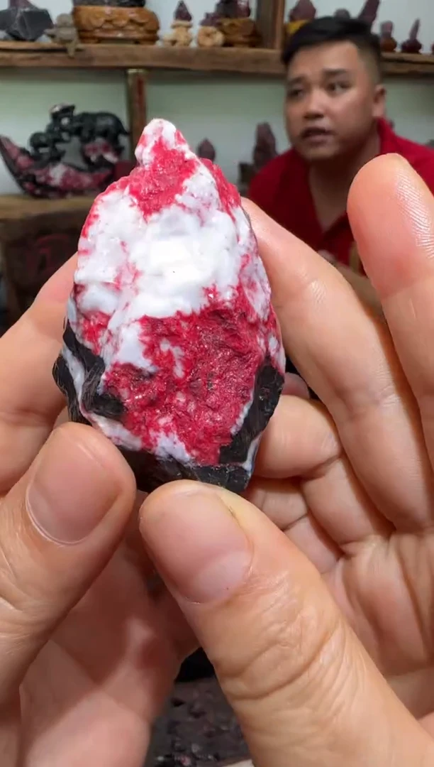 天然辰砂天然朱砂毛矿石13