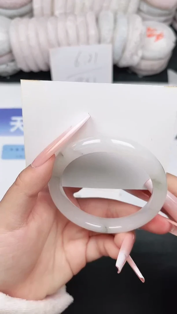 未镶嵌手镯石英质玉38-56