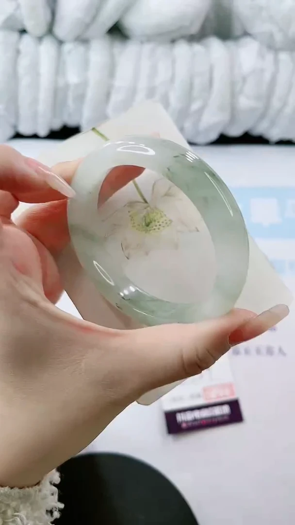 【闪购商品】石英质玉手镯未镶嵌多样性发货E269