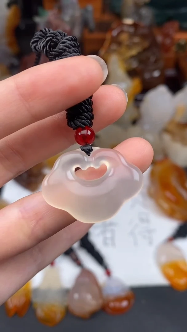 玛瑙/玉髓颈饰未镶嵌AA