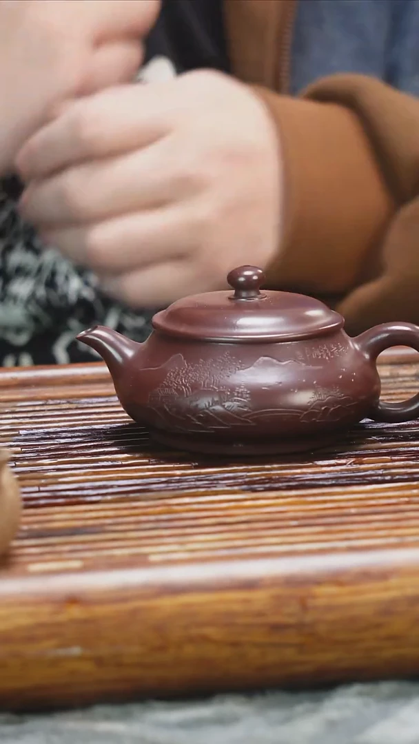 茶壶紫砂一厂紫罗兰刻绘明炉