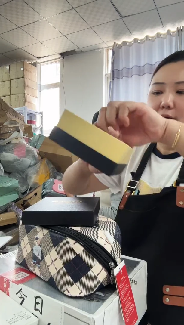 牦牛剖层皮革琪老板女包6号店超好看发图片款女士腰带