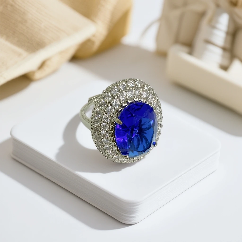 蓝戒指椭圆双层围镶白托款