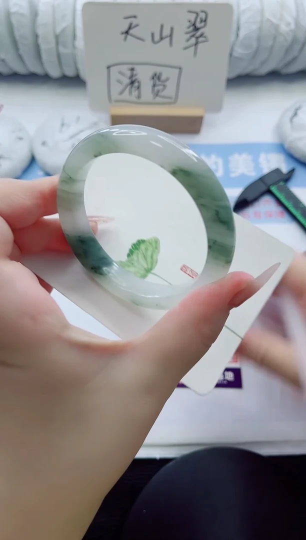 未镶嵌手镯石英质玉多样性发货C76