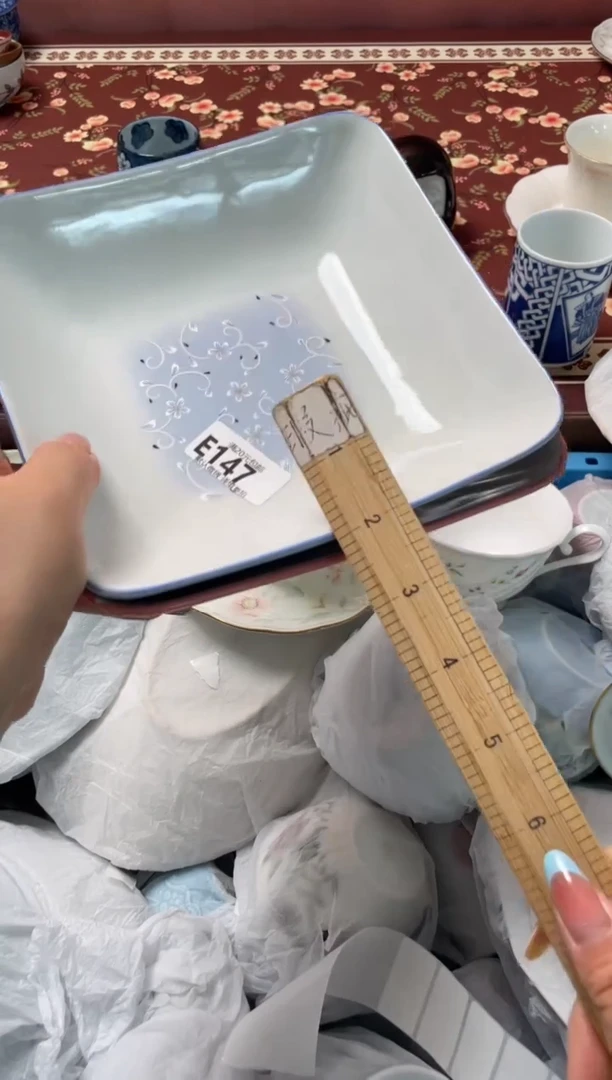 瓷片小****?瓷器瓷器E147