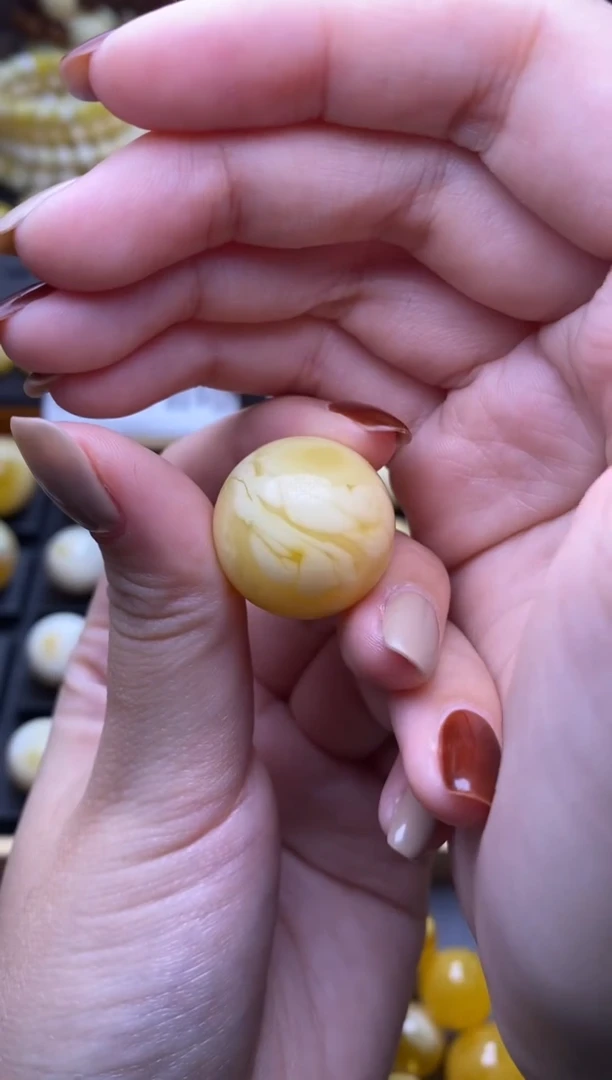 【闪购商品】琥珀裸石未镶嵌 大小姐珠宝严选64