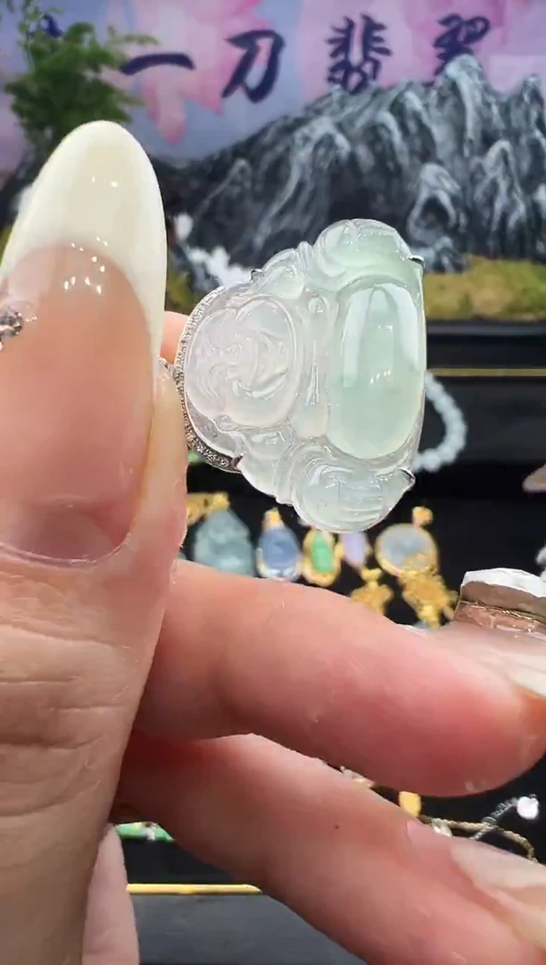 吊坠(不含链)18K金镶嵌翡翠勿拍