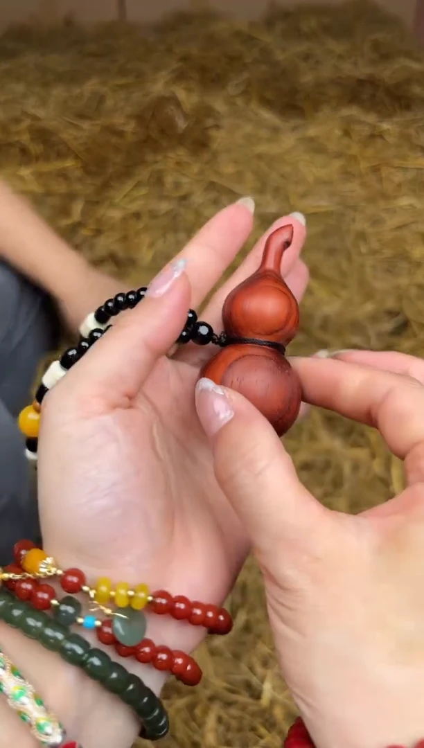 尚品精品手串《无礼盒》