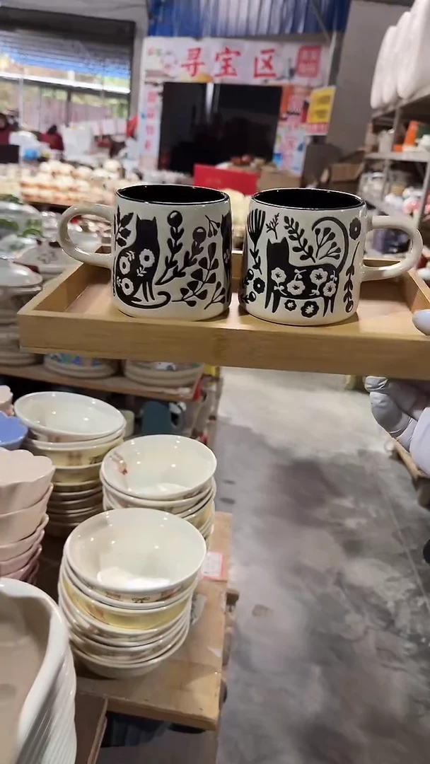 陶瓷2个猫咪杯 微瑕凑满20元包邮