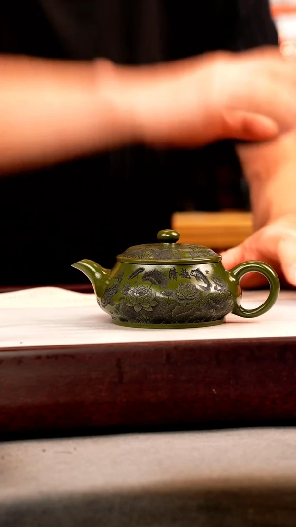 茶壶紫砂绿泥 明炉 年年有余