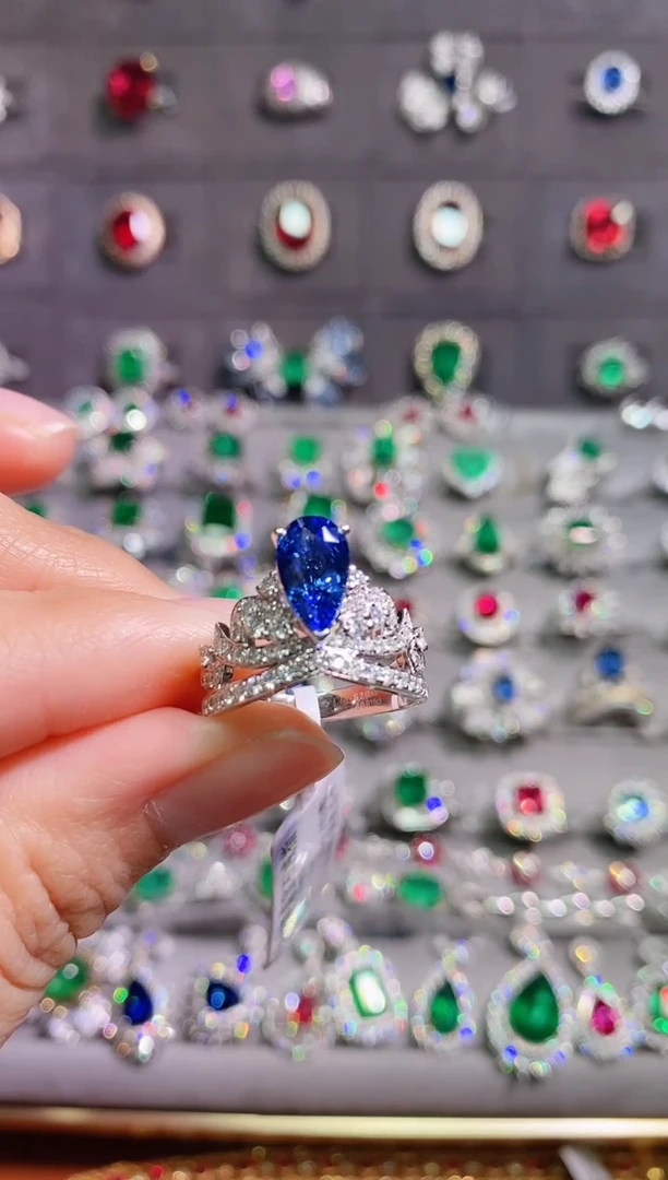 【闪购商品】蓝宝石18K金戒指18K金镶嵌1