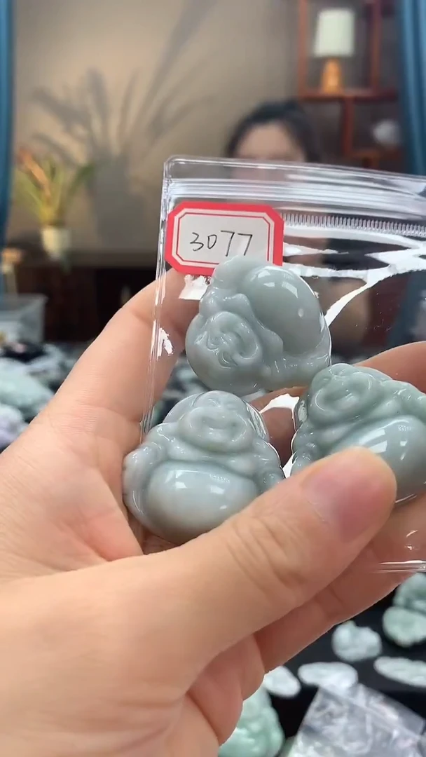 颈饰未镶嵌翡翠佛公3077 多样性发一件