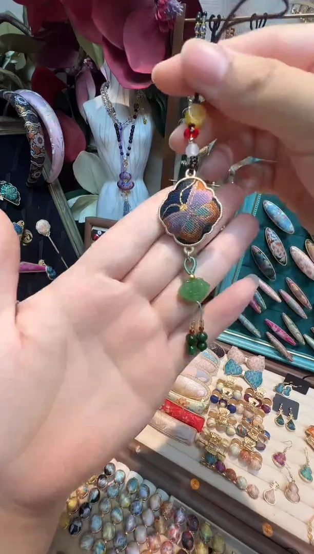 【孤品车8.19】苏地蝶翼翩翩细绳挂件