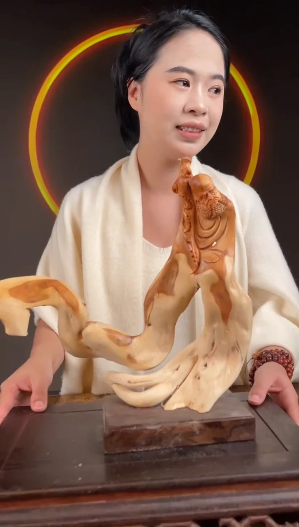 柏木（崖柏）手工摆件,先抢先得! 编号:105