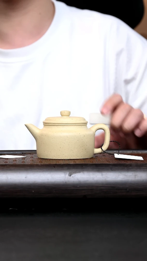 茶杯紫砂AA16968 剑流德钟 本山绿175c