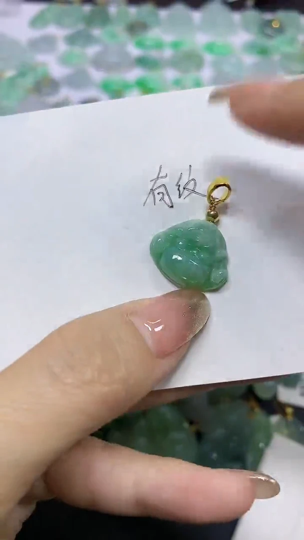 颈饰未镶嵌翡翠天然翡翠A货