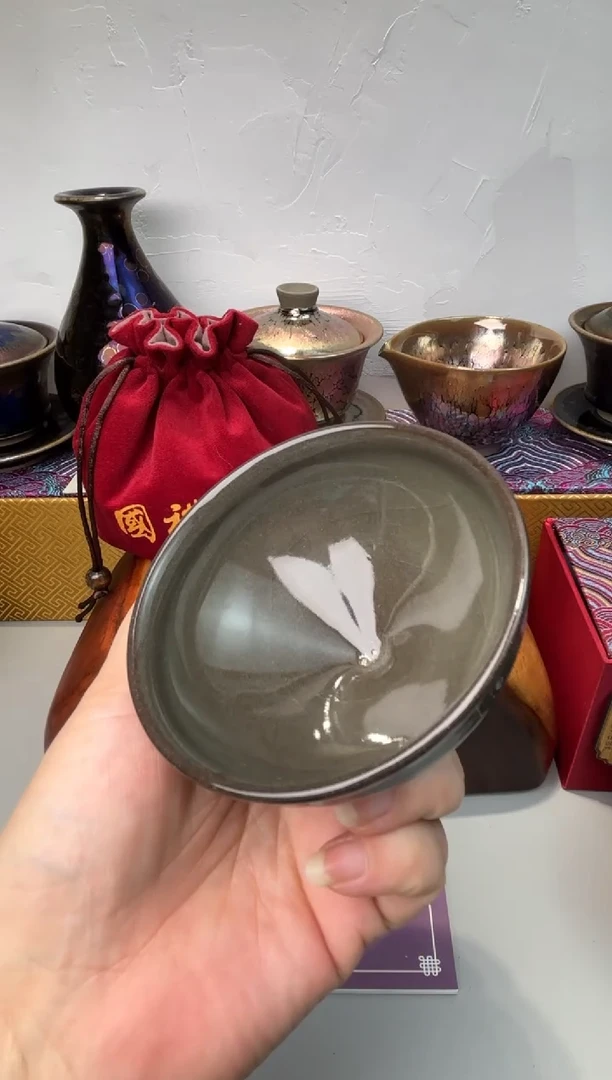 茶盏春申阁福利1只玉子束口-瑕