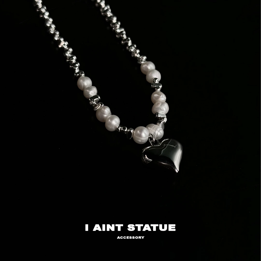 铜合金仿珍珠吊坠 轻奢小众高级不规则仿珍珠爱心项链