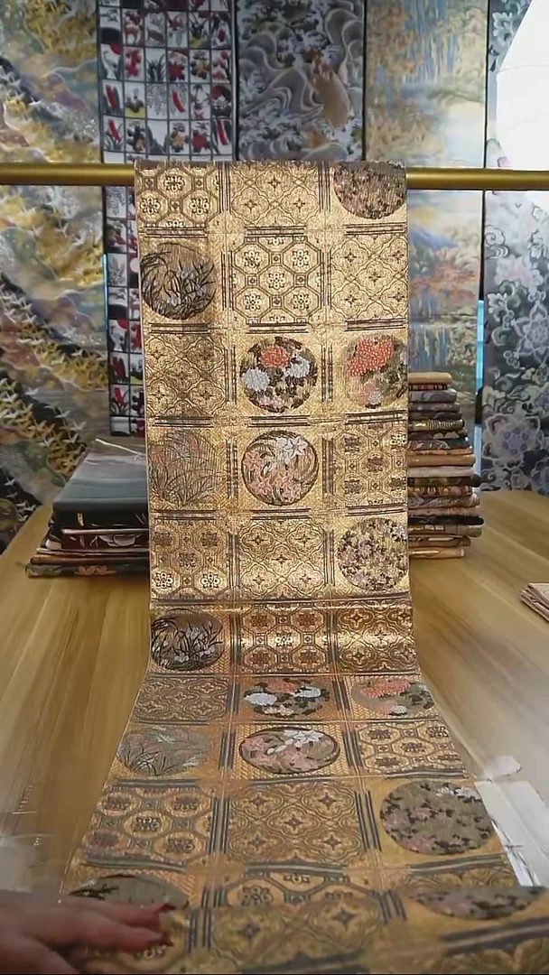 【闪购商品】织绣织锦67六通花卉