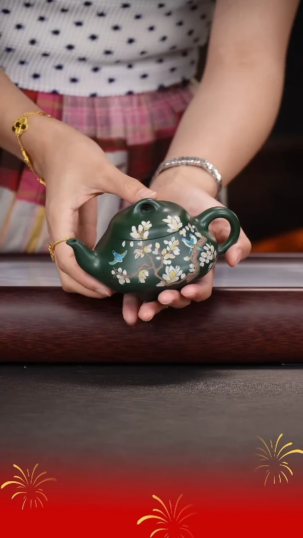 茶壶紫砂潘春芳/绿泥/石瓢/220