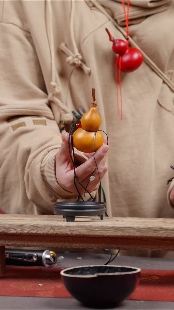 大漆小葫芦脖挂择优发