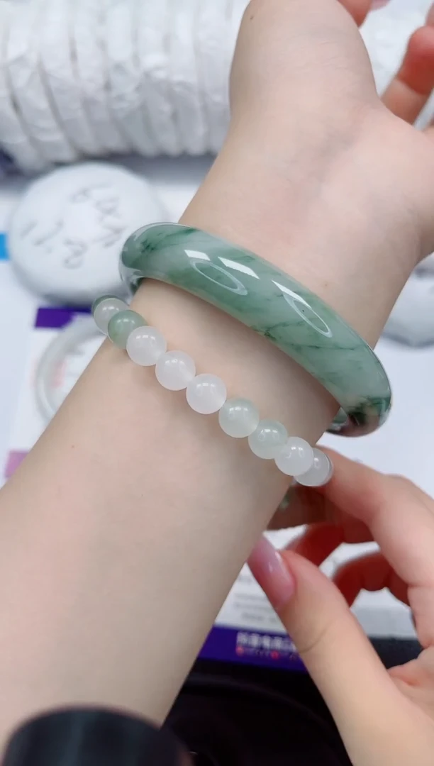 石英质玉手镯未镶嵌20-62/63