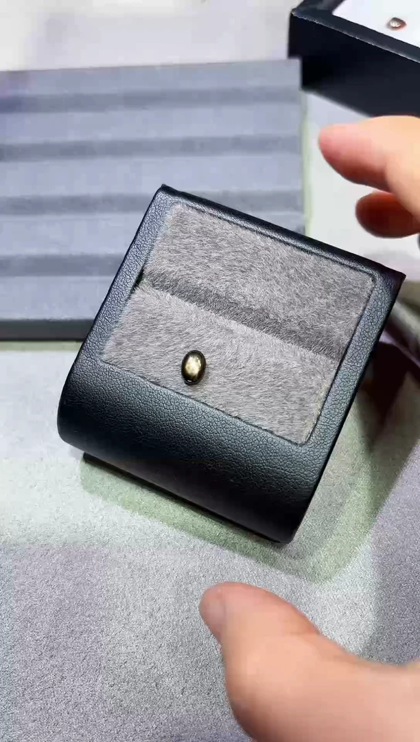 裸石星光蓝宝石一粒5x7mm