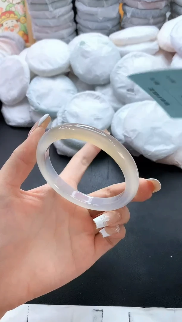 手镯玛瑙/玉髓未镶嵌27