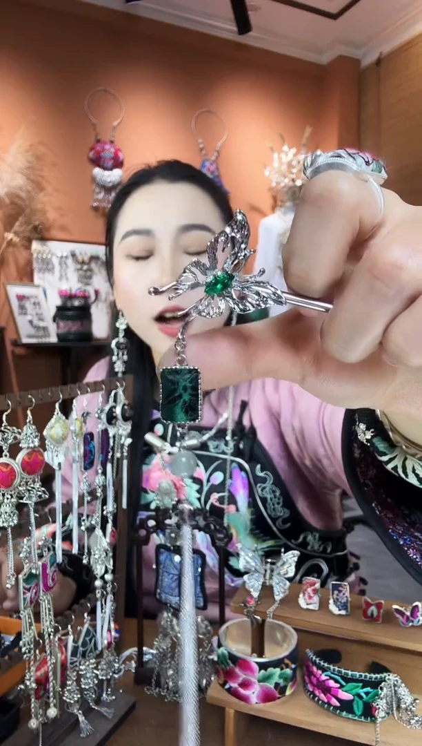 【闪购商品】织绣纯手工民族风发簪