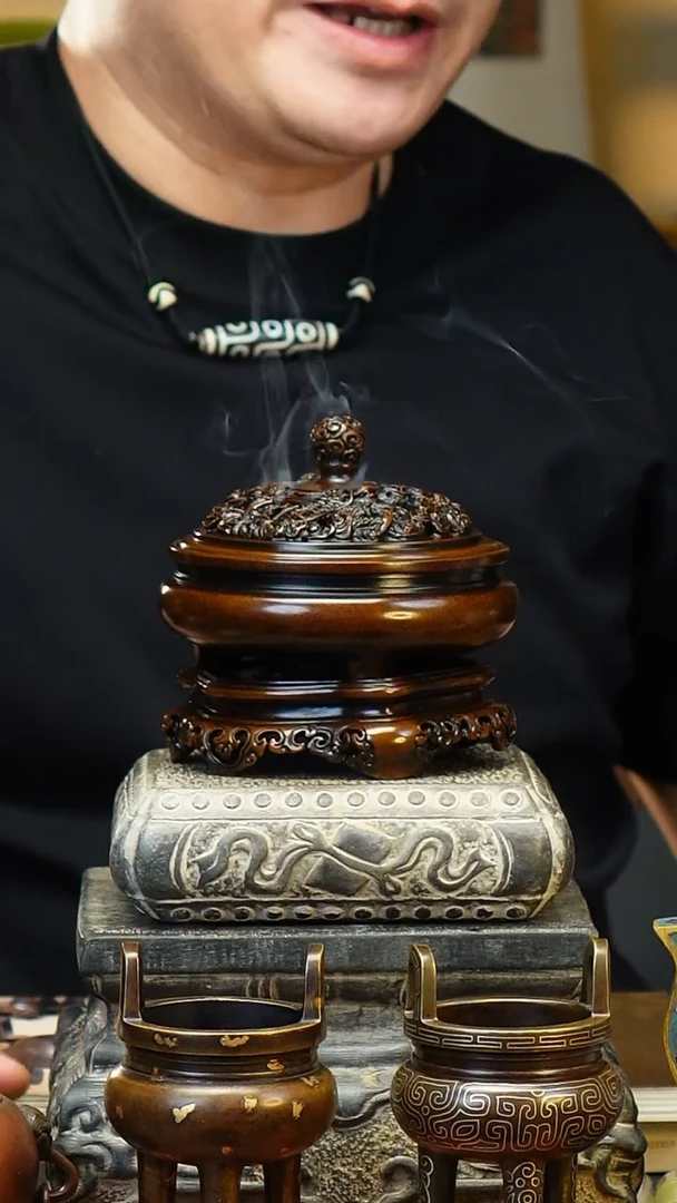 苏工带盖鬲炉（一套）