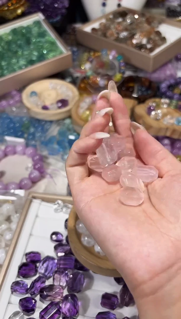 水晶手串未镶嵌M58粉水晶随行一个宽卡约11