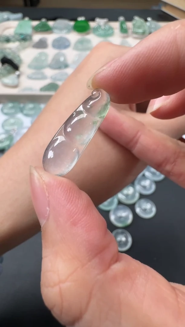 吊坠(不含链)未镶嵌翡翠C104|580