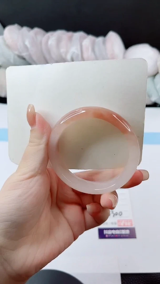 未镶嵌手镯石英质玉多样性发货V300