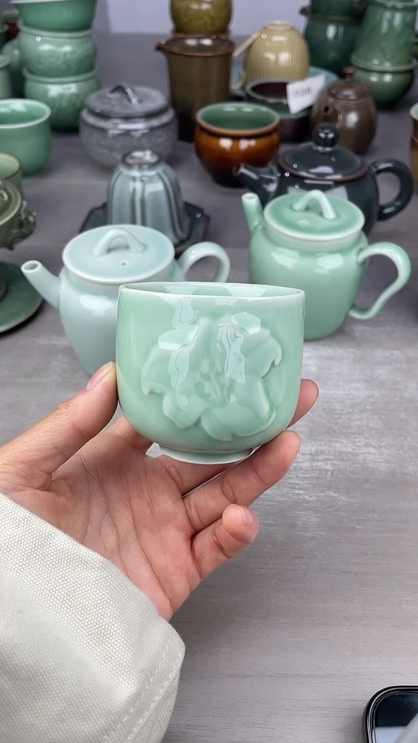 青瓷仓储清仓福利微瑕