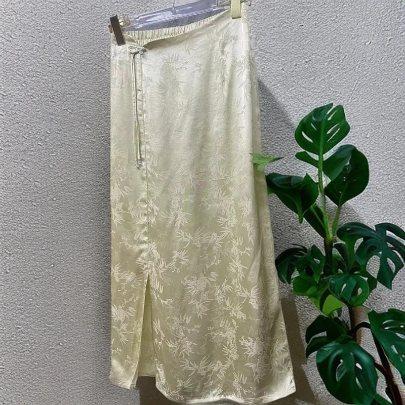 【100%桑蚕丝】女士夏季休闲百搭蝴蝶刻花真丝绒垂感柔软版半身裙