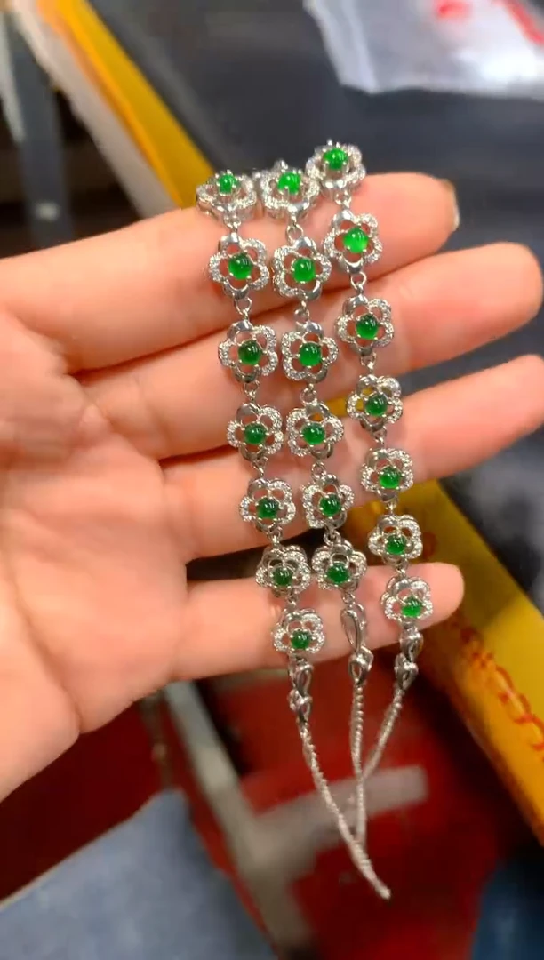 【闪购商品】定制翡翠未镶嵌7多样性发货（发其一）