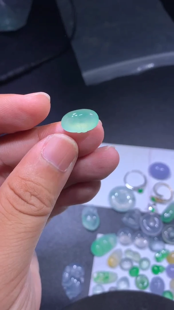 颈饰未镶嵌翡翠苹果