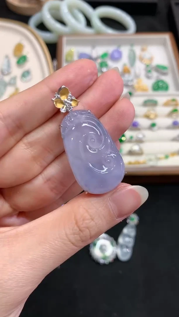 【闪购商品】翡翠吊坠(不含链)18K金镶嵌W298|8800