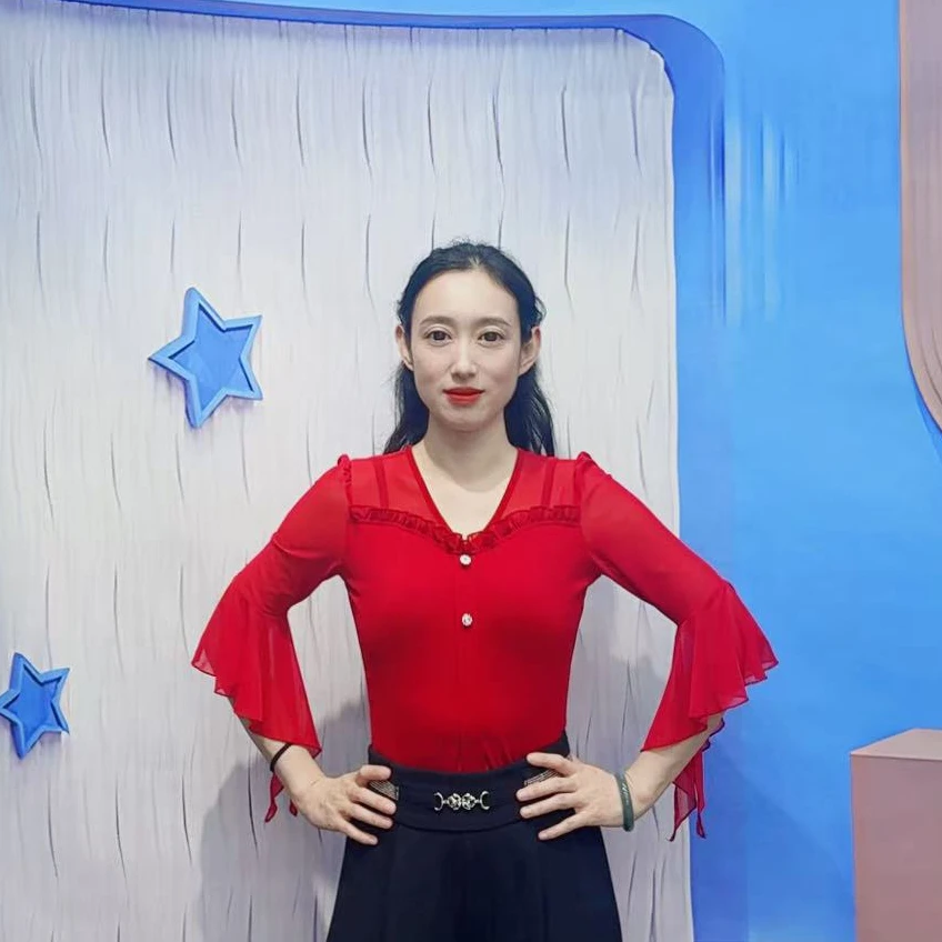 欢舞阁摩登舞吉特巴时尚气质百搭女士v领广场舞喇叭袖舞衣A0740