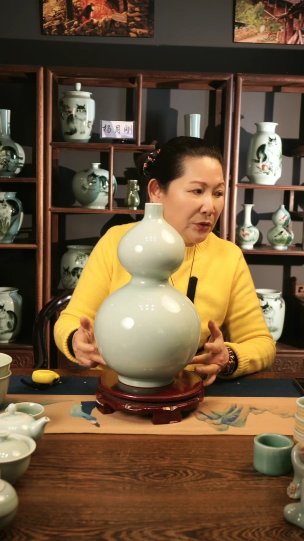 【闪购商品】纯手工 粉青 葫芦瓶B