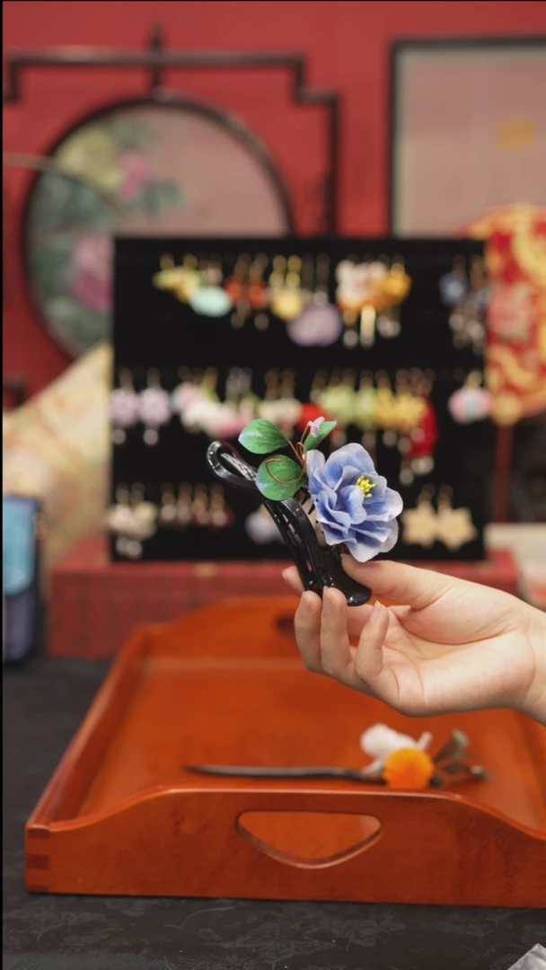 刺绣非遗手工绒花饰品