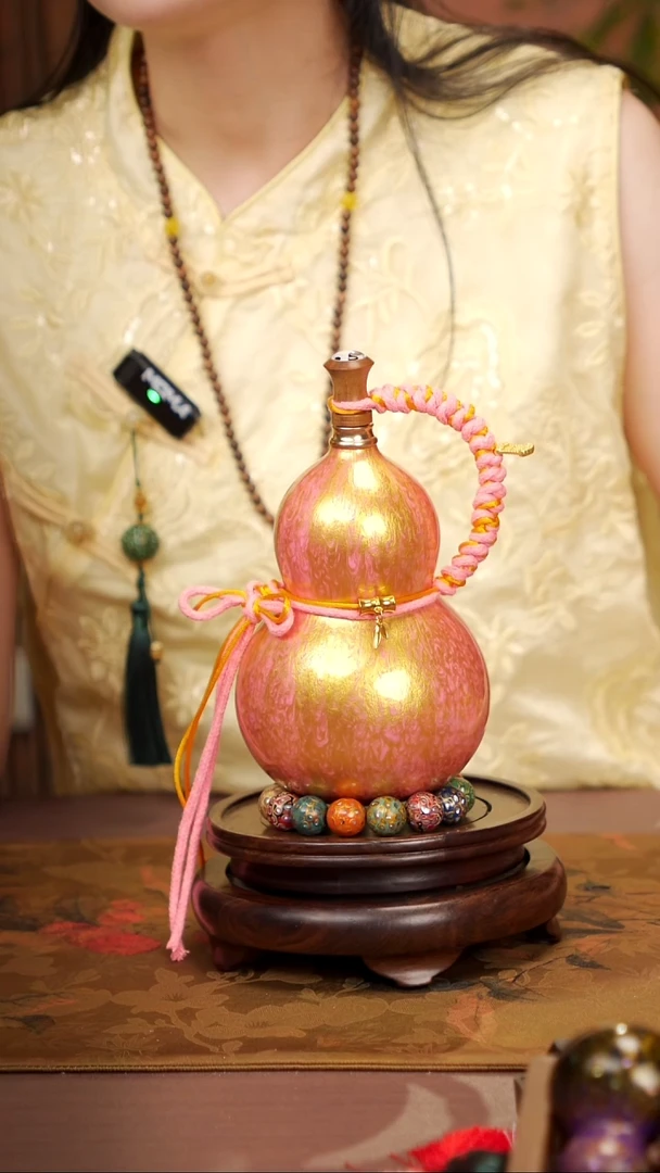 220 易林漂漆酒葫芦------138